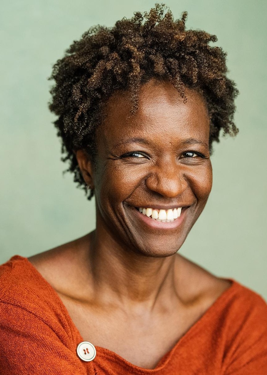 Headshot of Andi Hall